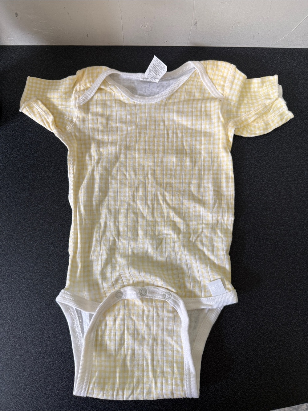 Hanes Yellow & White Baby One-Piece Bodysuit 90’s 80’s